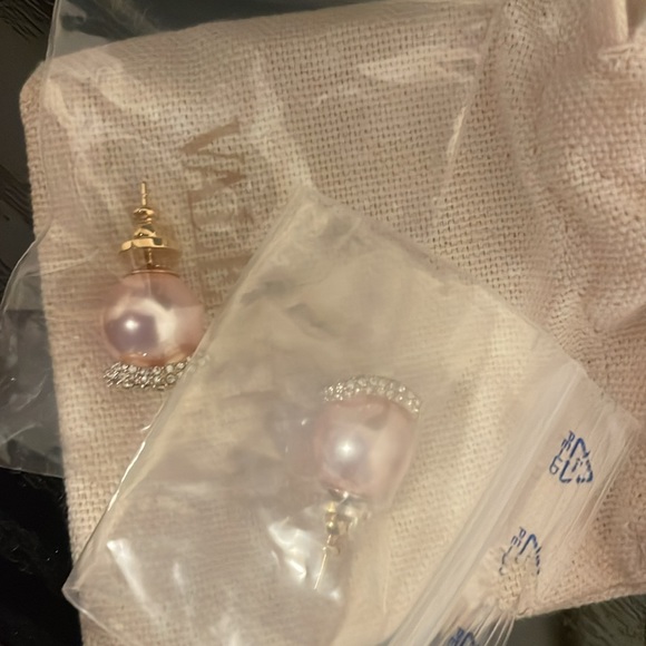 Valentino earrings new - Picture 2 of 5